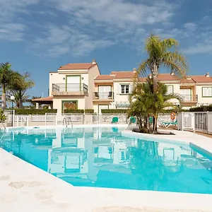https://luxurious-bungalow-pasito-blanco.in-canary-islands.com