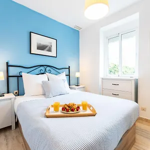 https://amazing-city-center-apartment-malaga.hotelsinnerja.org