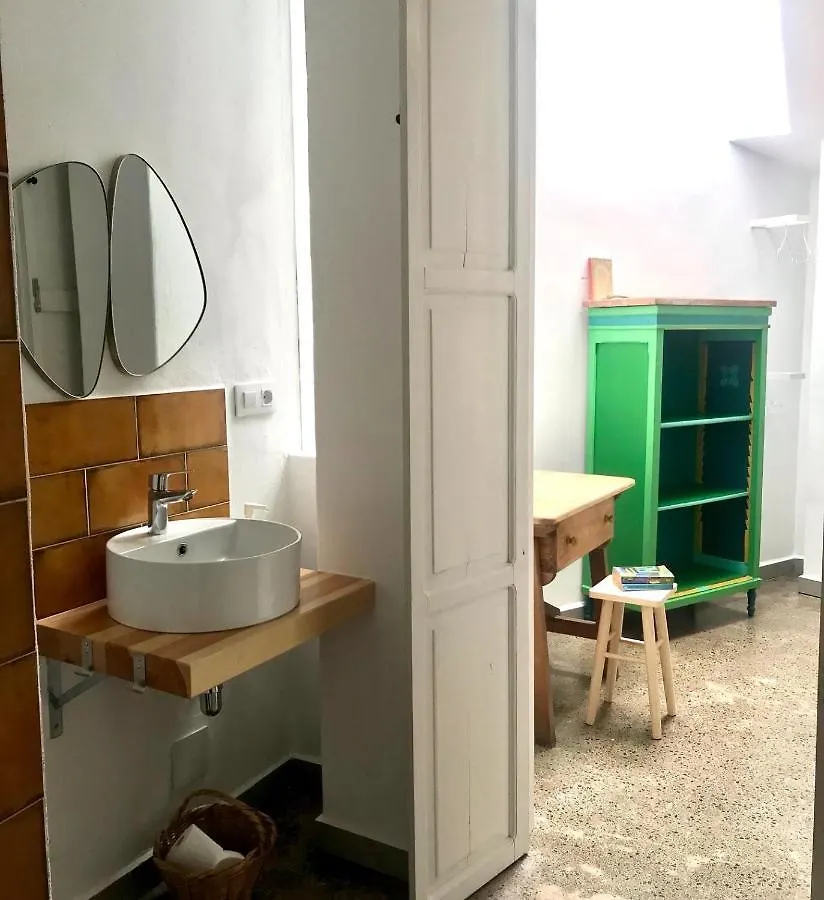 Сasa de vacaciones Villa La Casa Móvil. Casa de Artistas Algodonales
