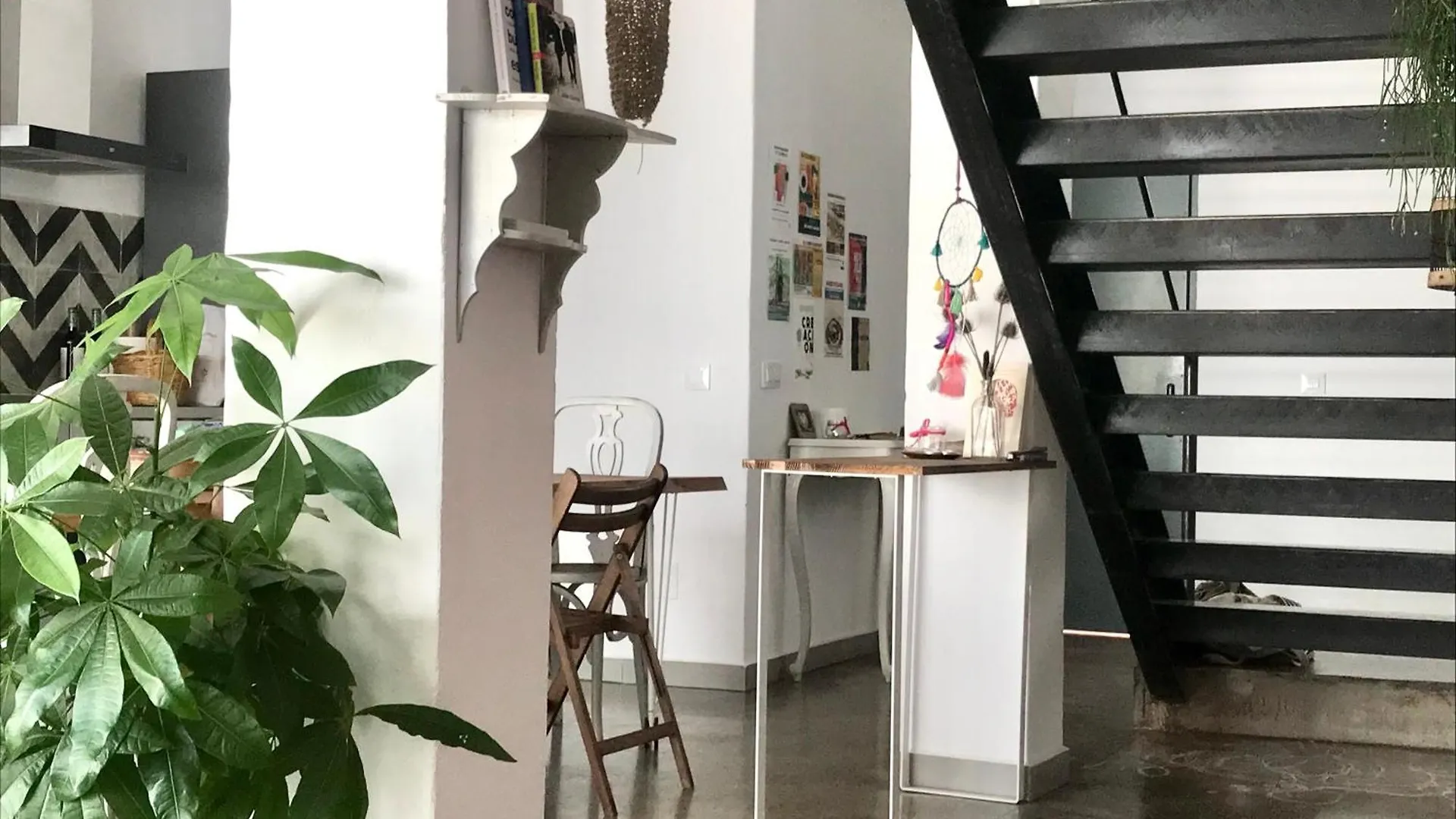 Сasa de vacaciones Villa La Casa Móvil. Casa de Artistas Algodonales