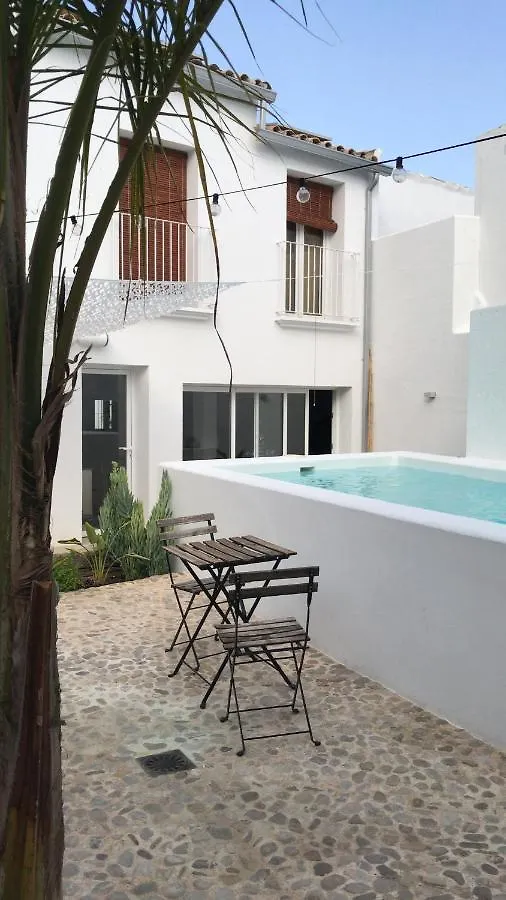 Сasa de vacaciones Villa La Casa Móvil. Casa de Artistas Algodonales España