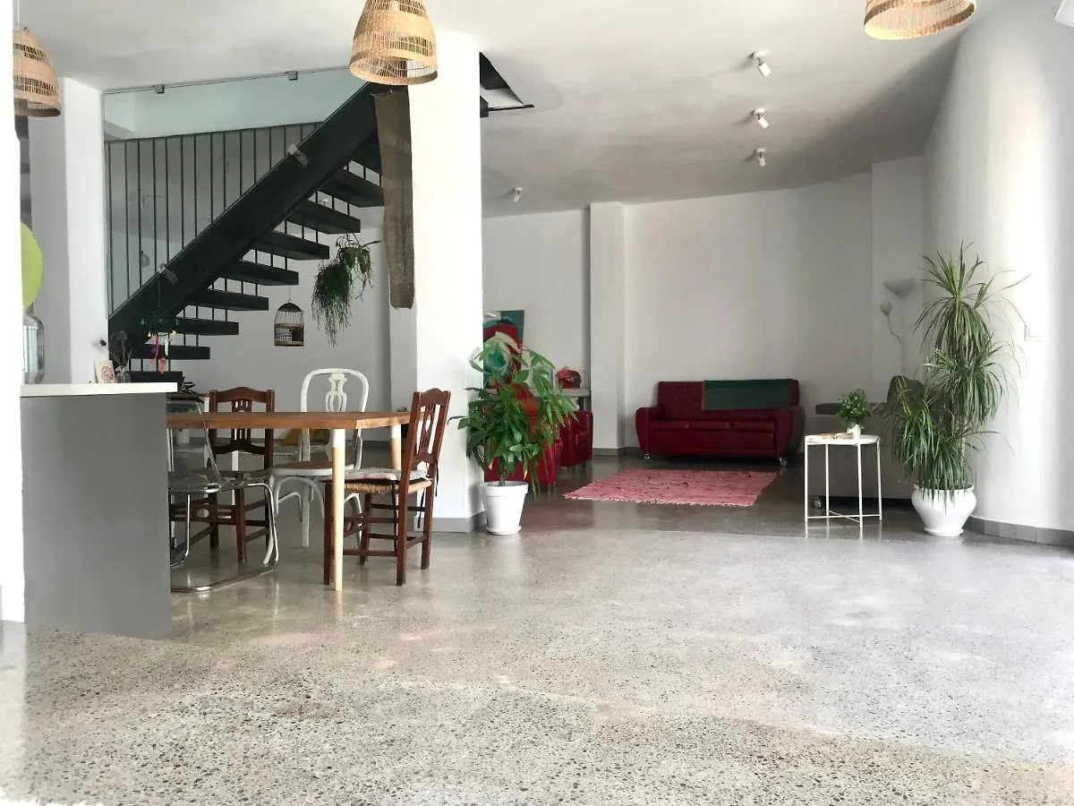 Villa La Casa Móvil. Casa de Artistas Algodonales 0*,  España